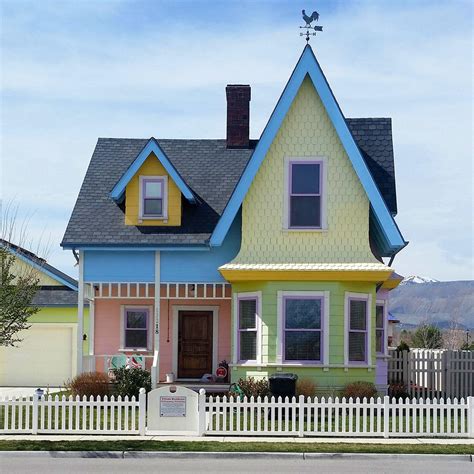 "Up" Movie House in Herriman, UT (21 Photos)