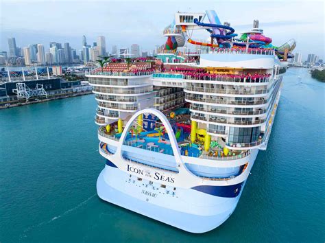 Things You May Not Know About the World's Largest Cruise Ship