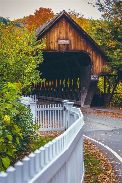 Vermont | Covered bridges, Beautiful places, Woodstock vermont