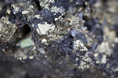 Zinc Mining & Market Outlook 2022-2025