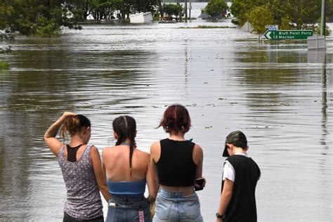 Australian flood: International students left out of flood relief ...