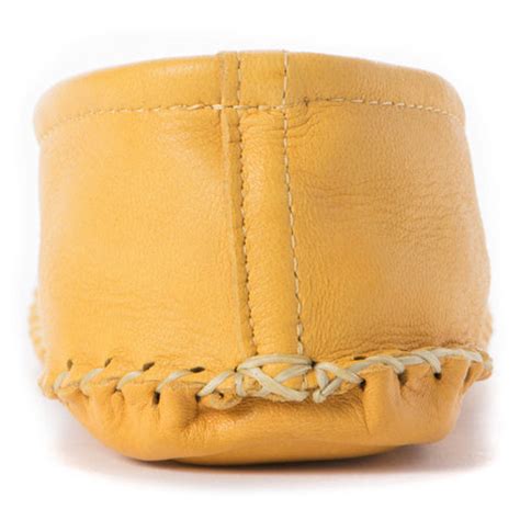 Deerskin Slipper | Manitobah Mukluks