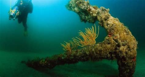 10 Astonishing Sunken Ships From Around The World