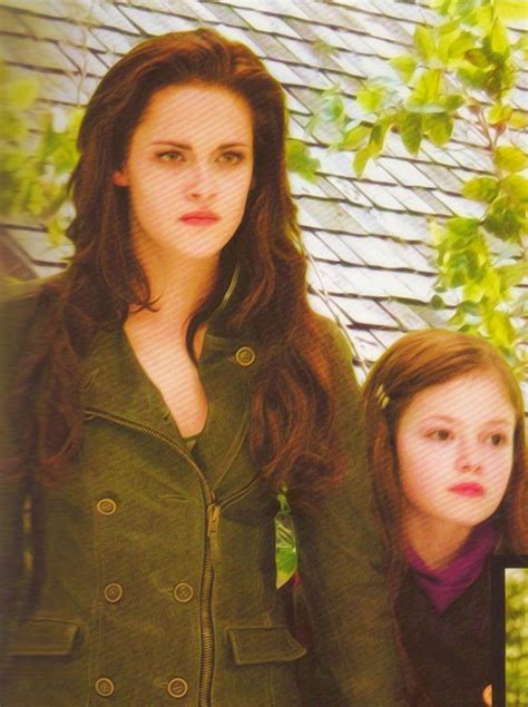 Renesmee and Bella - Renesmee Carlie Cullen Photo (32470175) - Fanpop