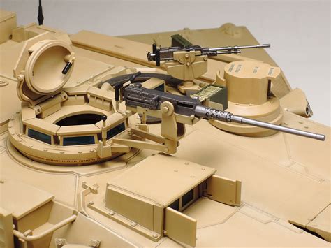 Tamiya 1/16 U.S. Main Battle Tank M1A2 Abrams (Display Model) # 36212