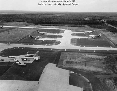 Aircraft at Loring AFB, 1956 - Maine Memory Network