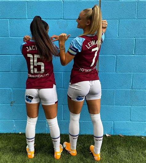 El otro fútbol on Tumblr: Jacynta Galabadaarachchi & Alisha Lehmann