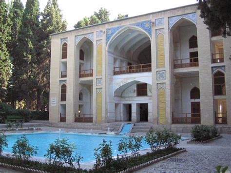 Inventory of Islamic Historic Gardens: Fin Garden in Iran | Med-O-Med