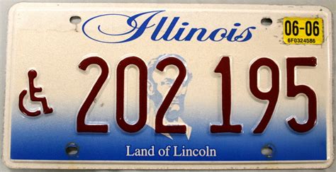 2006 Illinois Disabled Wheelchair License Plate (202 195)