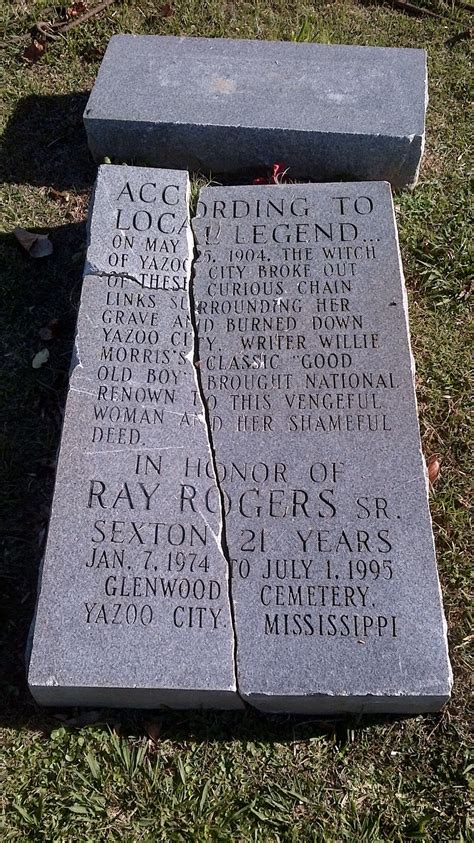 A Catholic Priest in Mississippi : Grave of Witch of Yazoo City