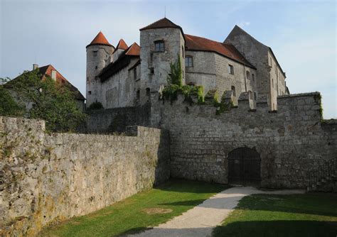 Burghausen Castle | Castle, Germany castles, Beautiful castles