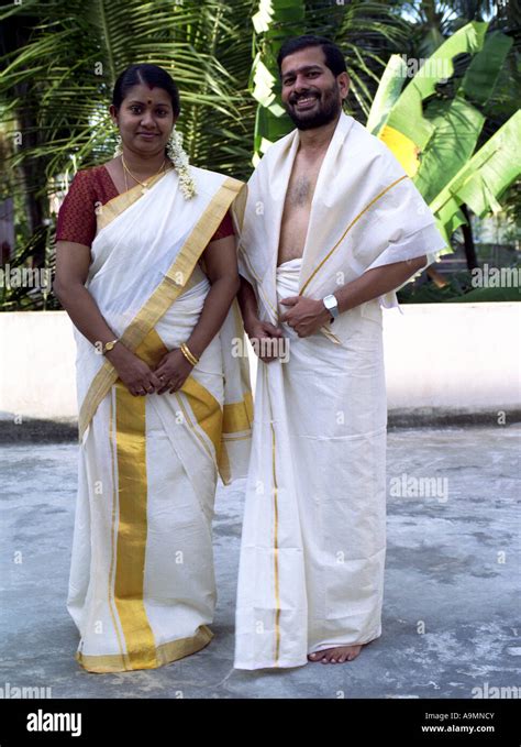 Couple in traditional kerala dress hi-res stock photography and images ...