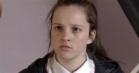 Corrie's Amy Barlow actress Elle Mulvaney looks totally different to ...