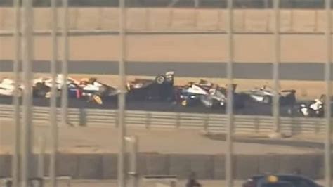 Watch massive 10 car pile up at the Formula Regional Middle East ...