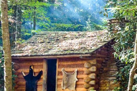 Oconaluftee Indian Village - Cherokee NC | AAA.com