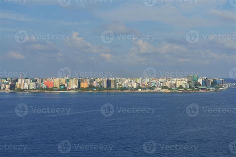 Male city skyline 10757973 Stock Photo at Vecteezy