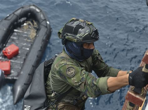 DVIDS - Images - Coast Guard and Royal Thai Navy conduct VBSS training ...