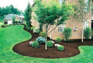 flower-bed-mulch-mulch-bed-ideas-mulch-garden-ideas-make-beautiful ...