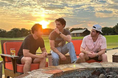 Joe Jonas Spends Labor Day Weekend with Brothers Nick and Kevin After ...