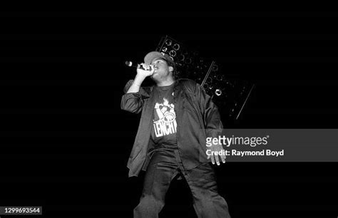 105 Ice Cube Rapper 1990 Stock Photos, High-Res Pictures, and Images - Getty Images