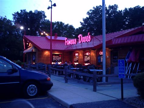 FAMOUS DAVES | Famous daves, Places to eat, Resturant