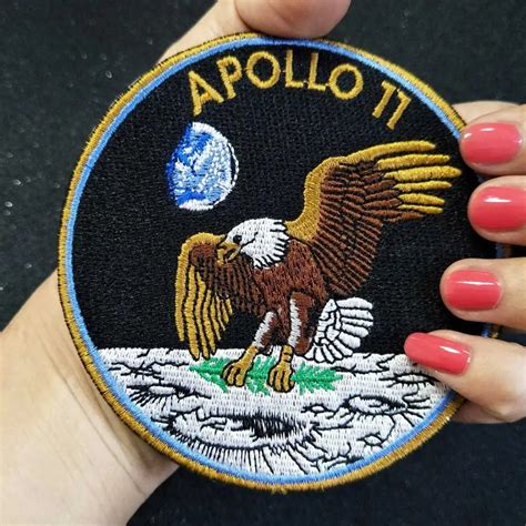 Apollo 11 Patch : Space Mission Patches - Apollo 11 Patch - The crew wanted to keep their names ...