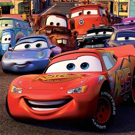 Nuevo tráiler de 'Cars 3': Rayo McQueen intenta actualizarse en lo ...