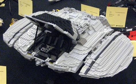 Lego Battlestar Galactica Cylon Raider - a photo on Flickriver