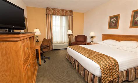 Drury Inn & Suites San Antonio North Stone Oak - Drury Hotels