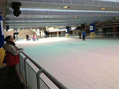 Robson Square Covered Outdoor Ice Rink | Family Fun Vancouver