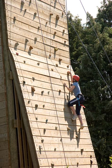 OUTDOOR CLIMBING - Blackwell Adventure