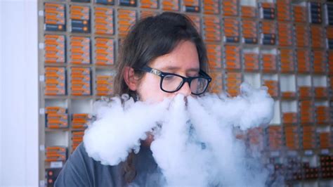 What Is Cloud Chase Vaping? How To Cloud Chase