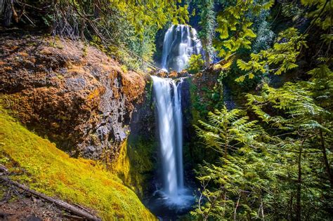 10 Most Beautiful Waterfalls in Washington State That Will Leave You Amazed | Attractions of America