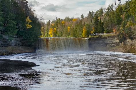 Tahquamenon Falls Map - Upper Peninsula, Michigan - Mapcarta