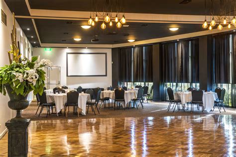 Seaford Hotel - Venue - Melbourne - Weddinghero.com.au