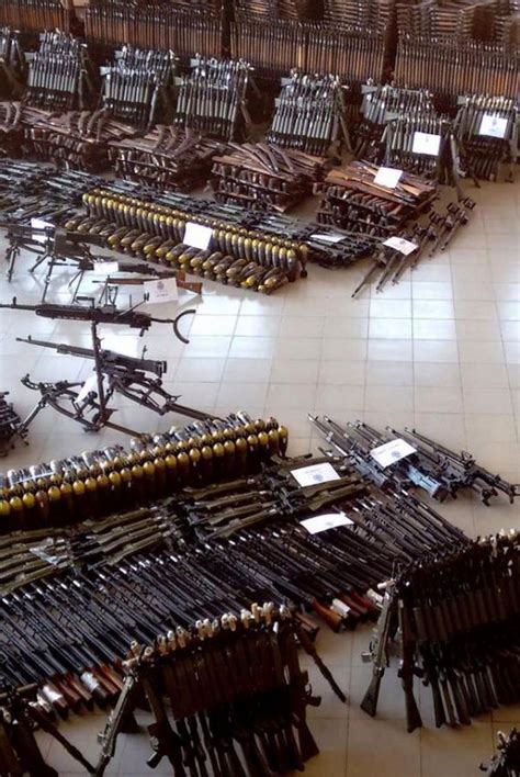 Shocking Photos Reveal An Arsenal Of 10,000 Weapons - Barnorama