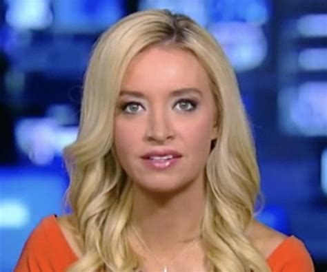 Kayleigh McEnany Without Makeup - No Makeup Pictures - Makeup-Free Celebs