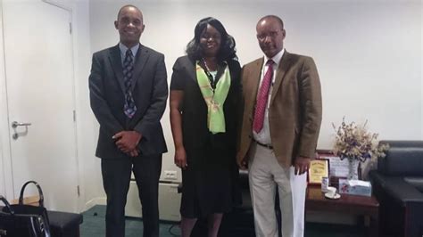 Ethiopian MInister of Education meet the Cuban Ambassador | Embajadas y ...