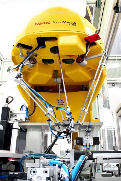 Delta Robot | Delta robot, Industrial robots, Fanuc robotics