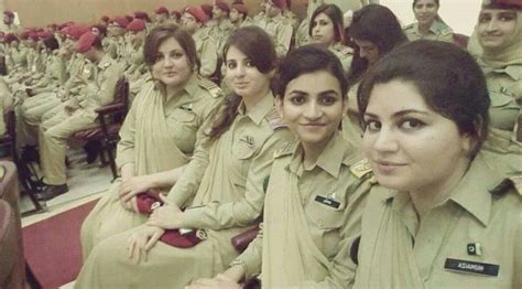 Military Women, Military Art, Military Female, Pakistan Armed Forces ...