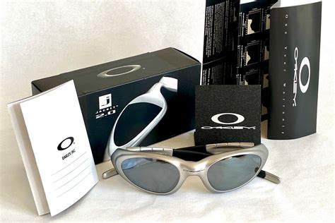 2000 Oakley Eye Jacket® 2.0 FMJ Black Iridium Vintage Sunglasses – Full Set including Store ...