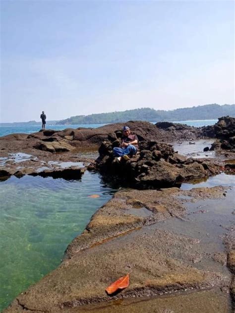 Mandi di ‘Kolam Bidadari’ di Kawasan Pantai Sawarna Dipercaya Cepat ...