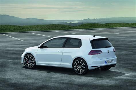 Volkswagen Cars - News: Mk7 Golf GTI UK pricing