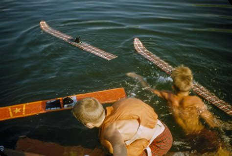 Children Water Skiing - Galerie Prints - Premium Photographic Prints