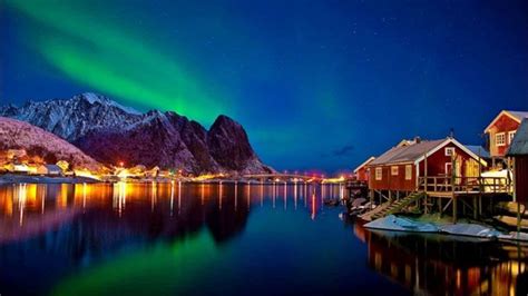 Stunning Pictures Of The Norway Night Sky