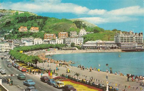 Central Promenade, Llandudno old postcard late 1960s | Flickr