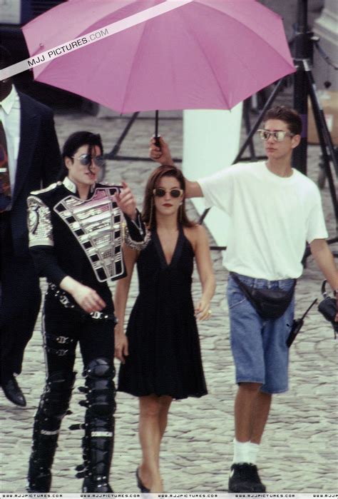 Michael with Lisa Marie Presley - Michael Jackson Photo (7127198) - Fanpop