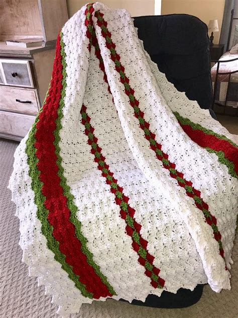 Beautiful Crocheted Christmas Afghan in Bright Happy Red and | Etsy ...