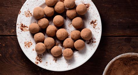 Raw Chocolate-Ginger Truffles Recipe | Thrive Market