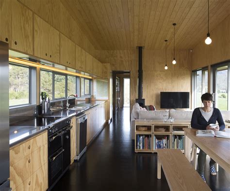 New Zealand tramping huts inspired the design of this getaway near Tairua | Home, Cabin house ...